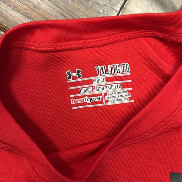 Under Armour Red and Black Tank Top Athletic Performance Sz XL - Picture 3 of 3